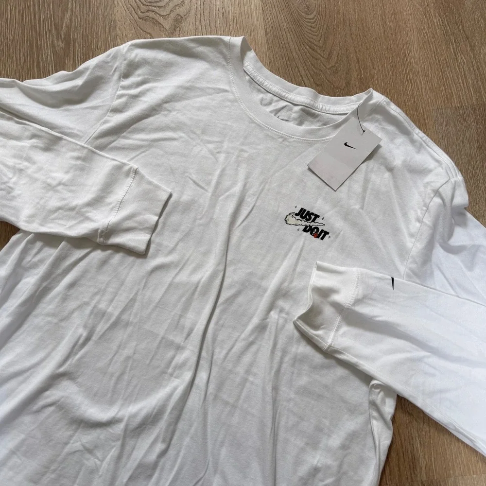 Nike Just Do It Cloud Long Sleeve T-Shirt Mens XXL White Basketball Graphic‎ Tee